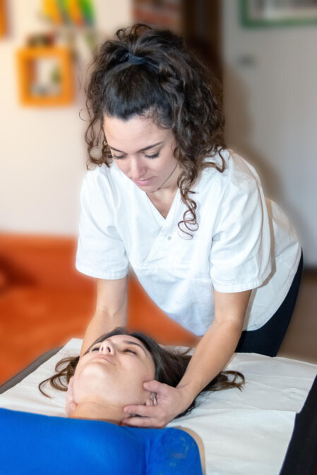 Tecnica osteopatica per dolore cervicale